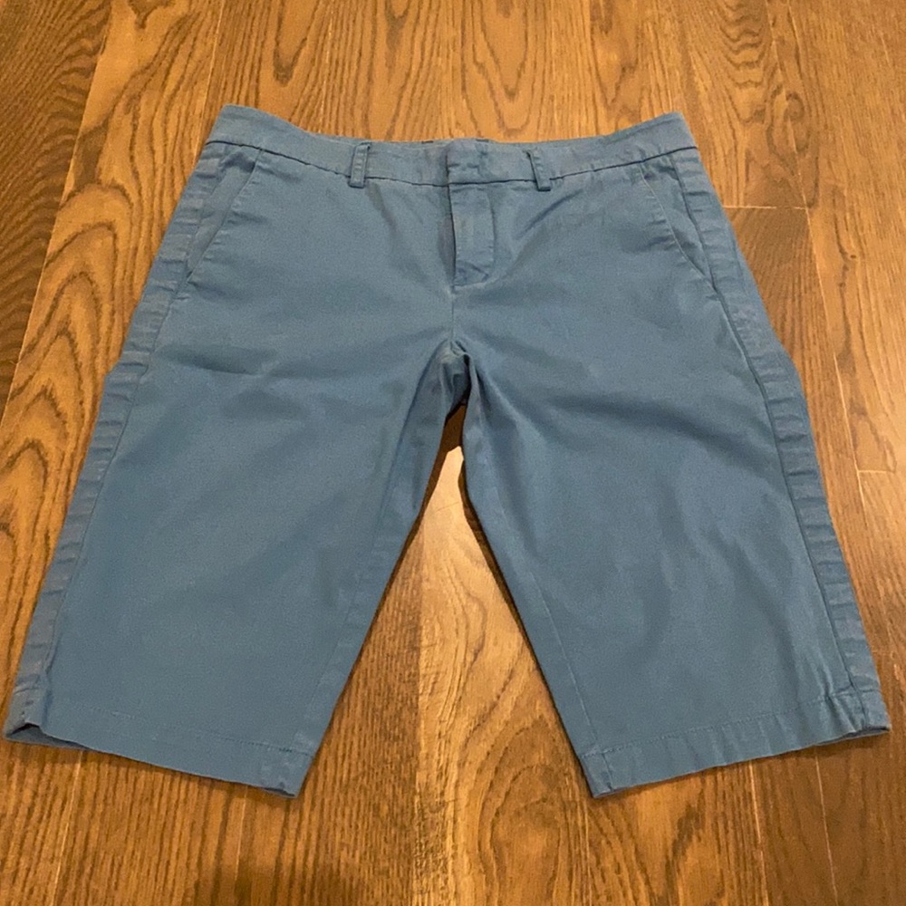 Vince. Blue Bermuda Shorts (Size 8)